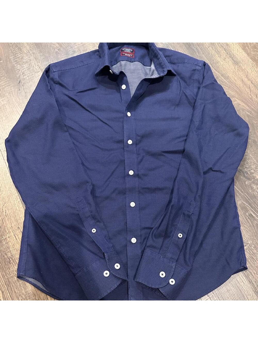 UNTUCKit Men's Navy and Blue Shirt